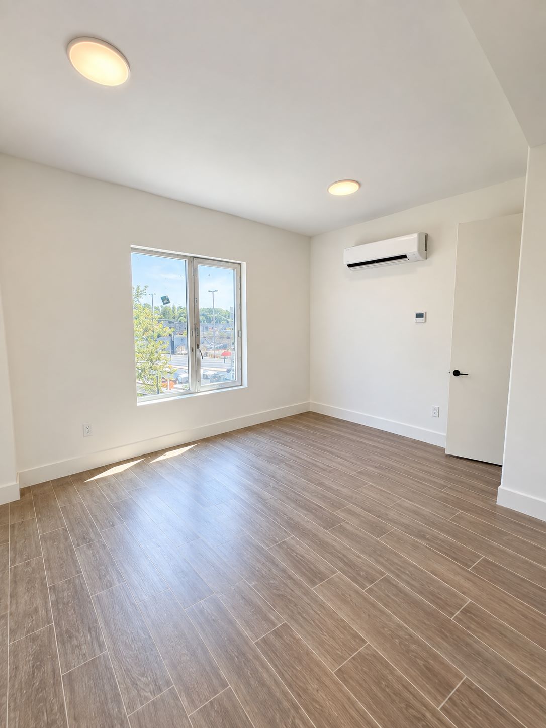 926 Mother Gaston Boulevard Apartments photo 6