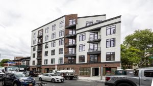 899 Fulton Street aka 486 Clinton Avenue Apartments photo 9