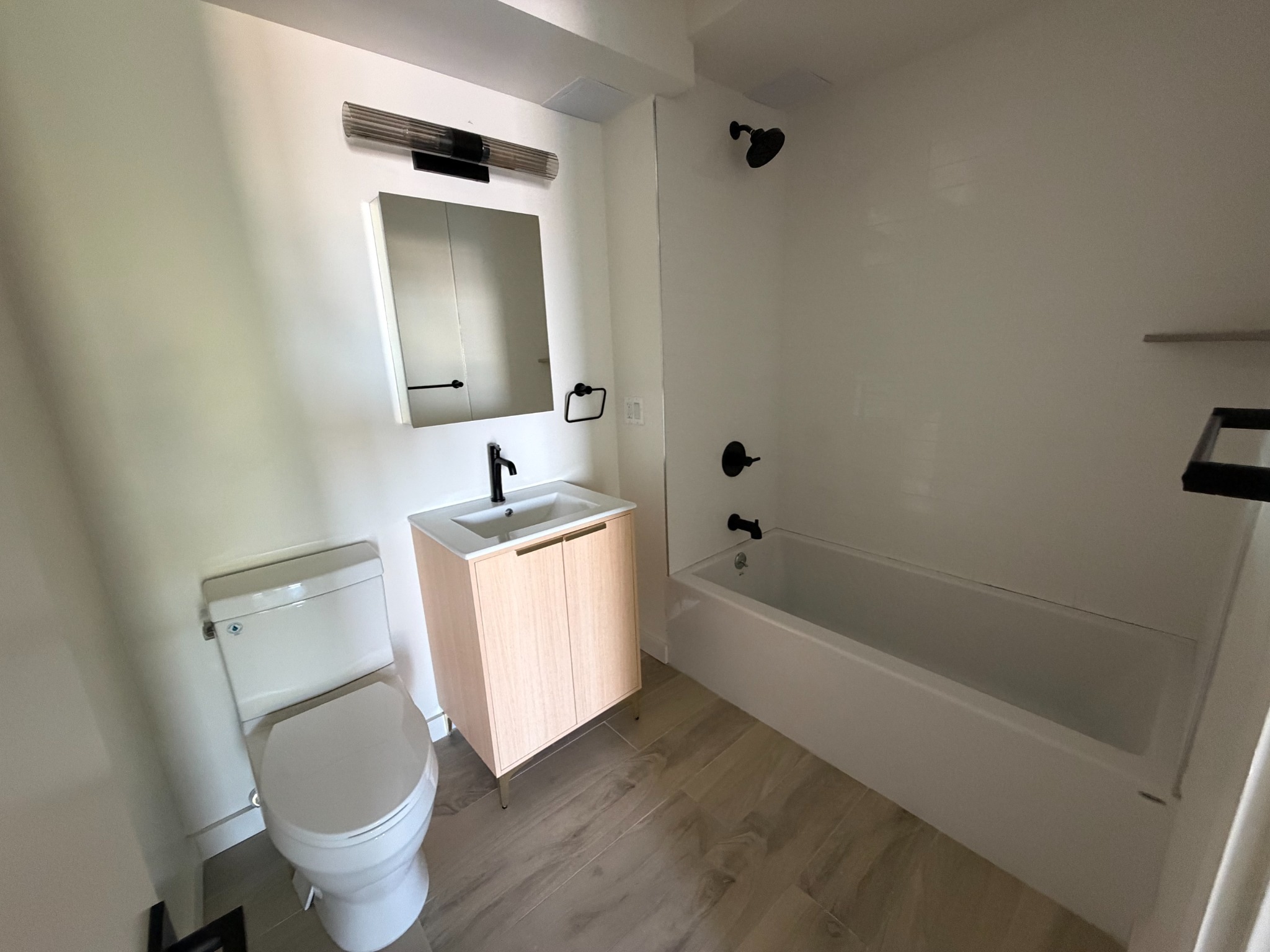 1529 Brooklyn Avenue Apartments photo 10