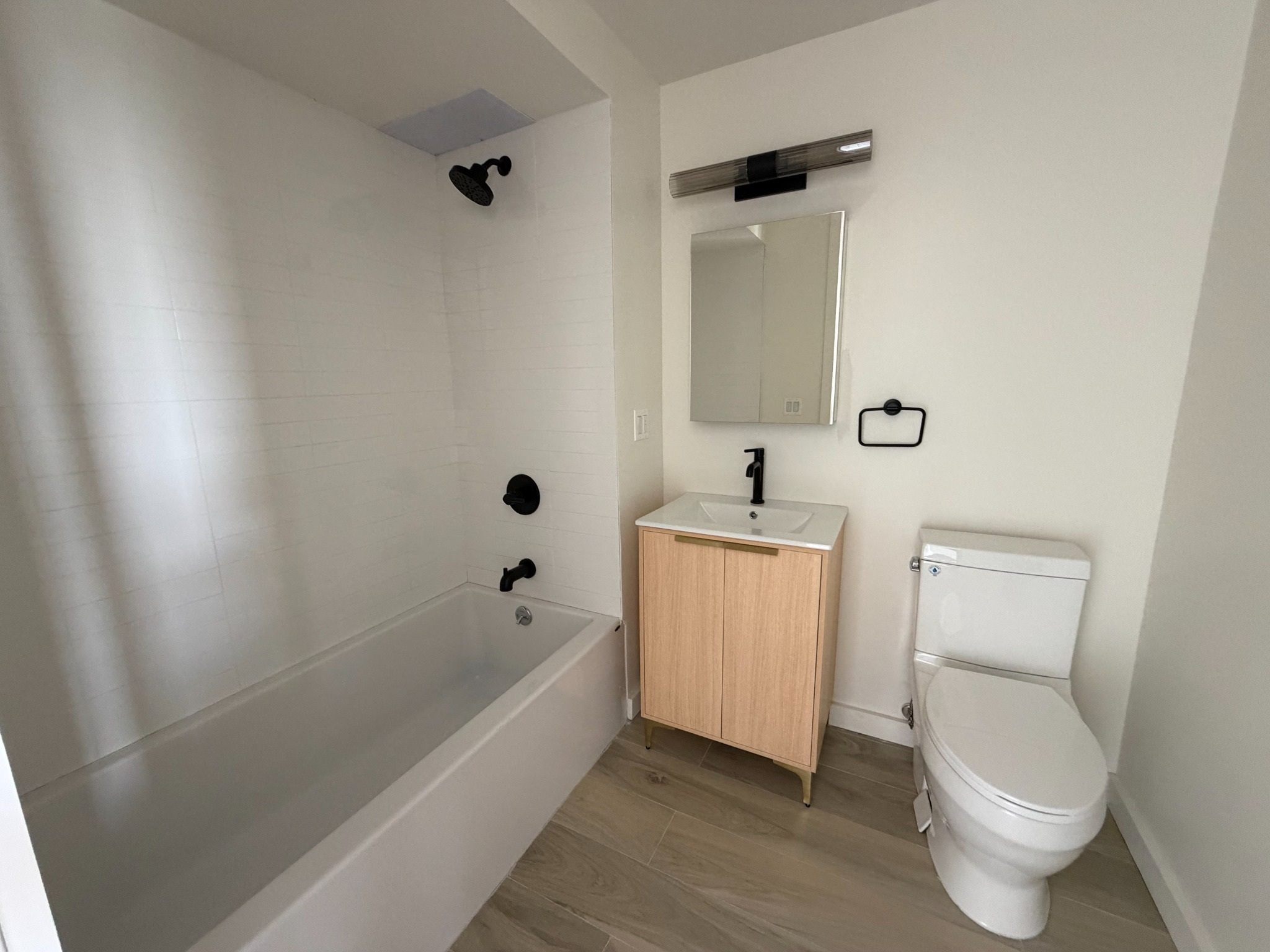 1529 Brooklyn Avenue Apartments photo 6