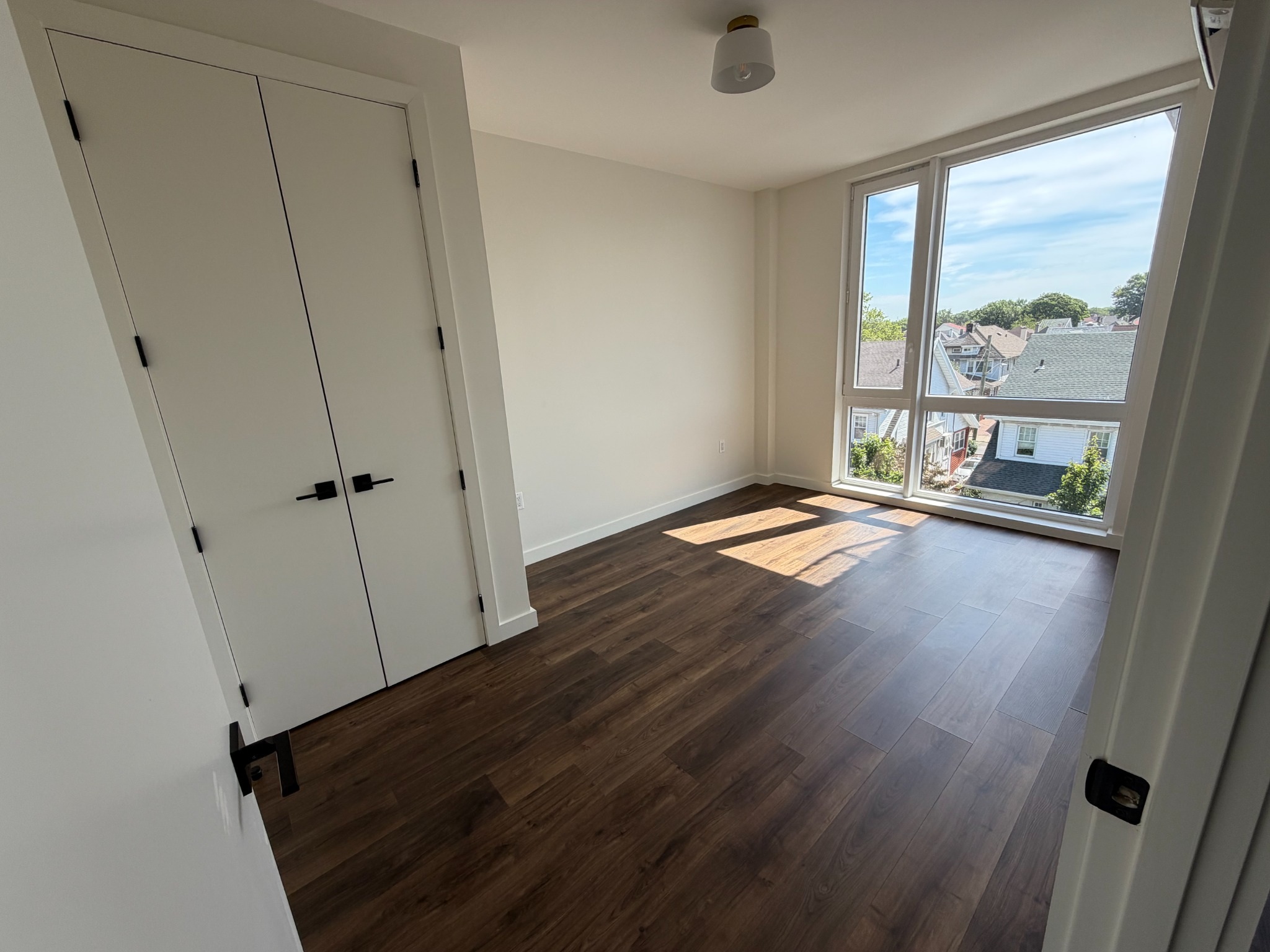 1529 Brooklyn Avenue Apartments photo 4