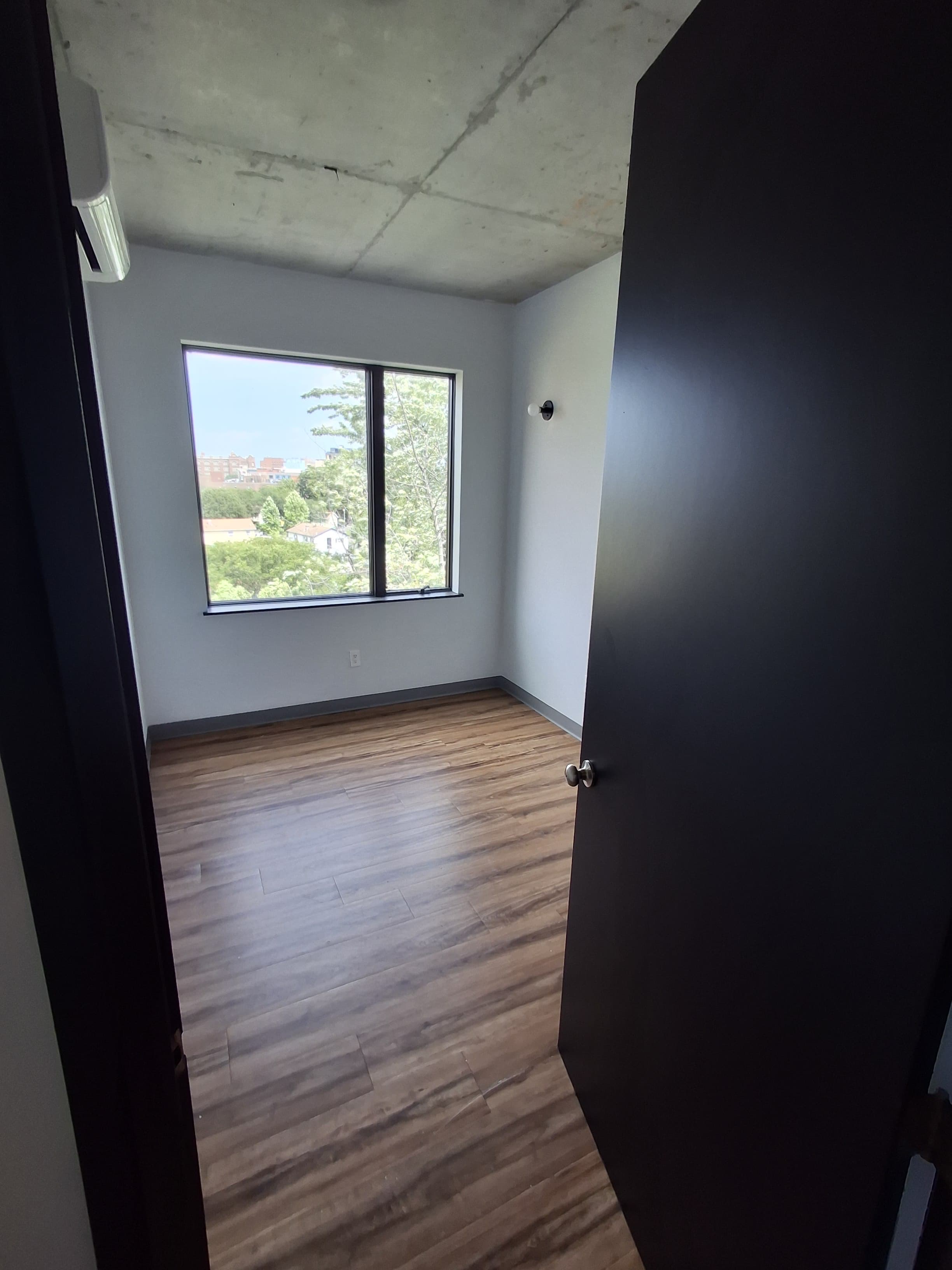 1420 Stebbins avenue apartments #4J photo 15