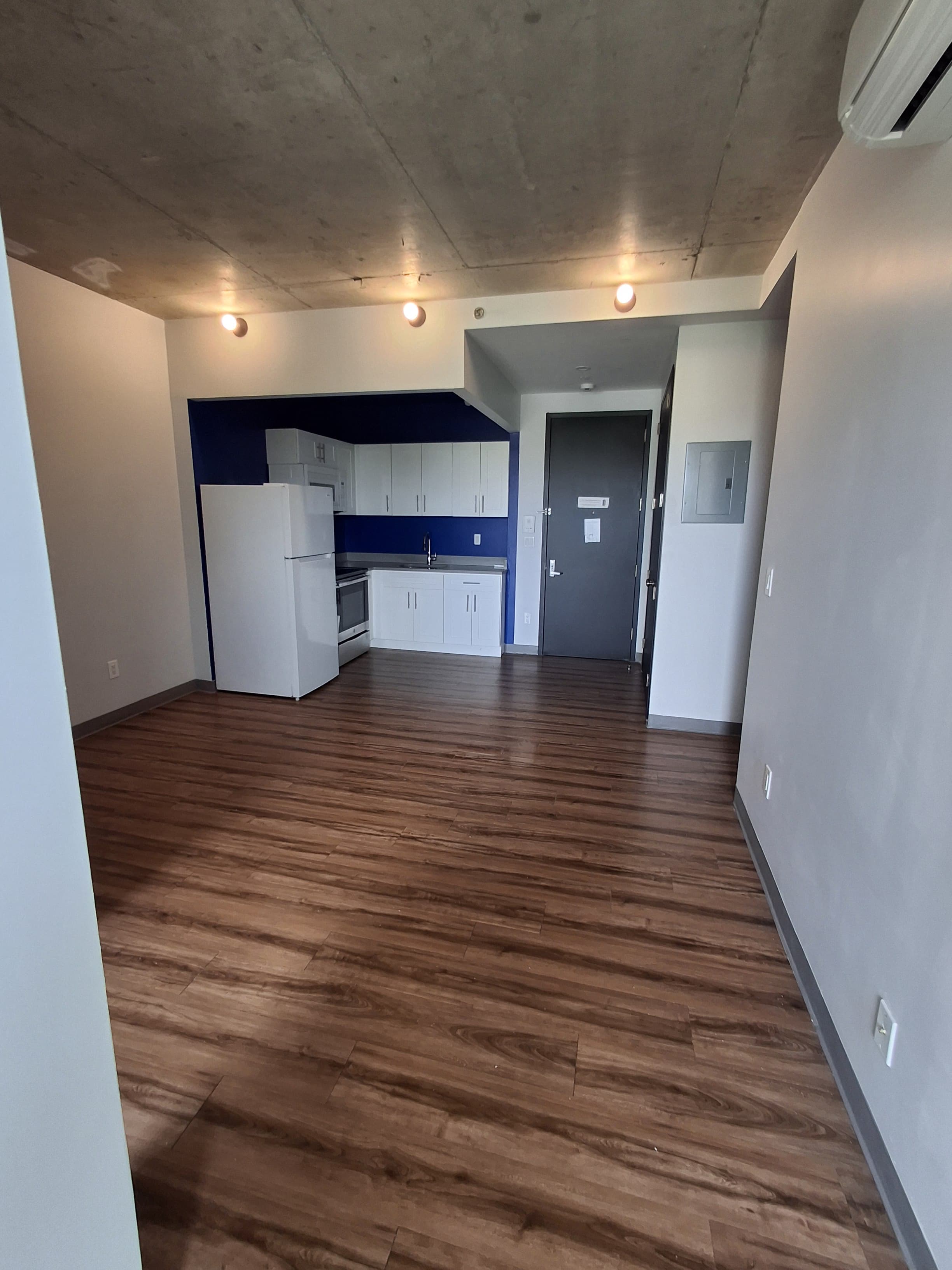 1420 Stebbins avenue apartments #4J photo 6