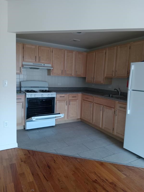 603 Pontiac Place photo 2