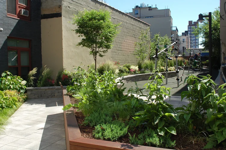 Meekerman Apartments photo 6