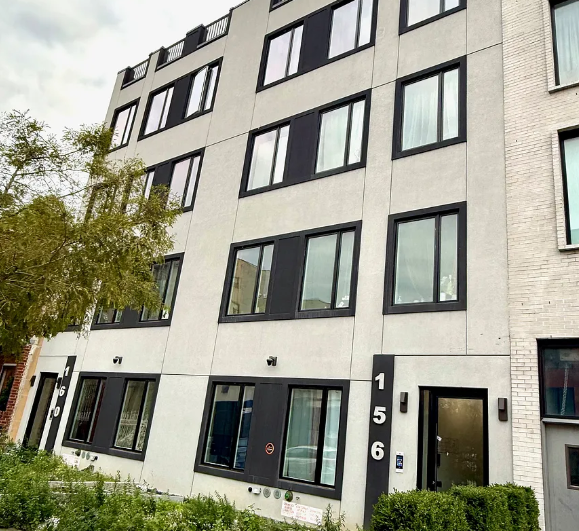 156 Erasmus St photo 2
