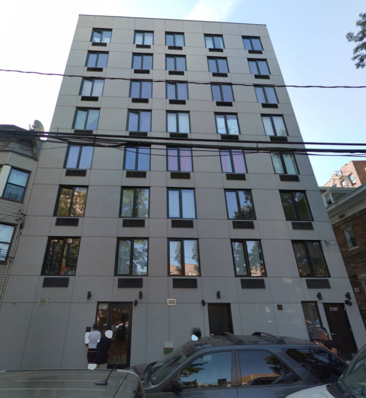 2187 Ryer Ave #4F photo 2